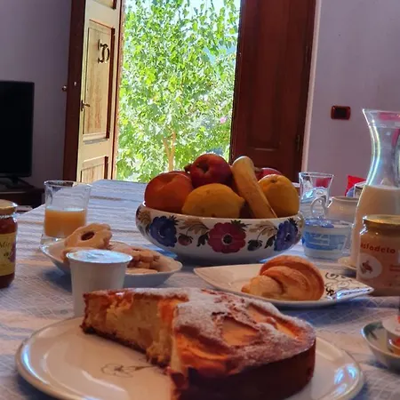 Agrifoglio Con Giardino 3*