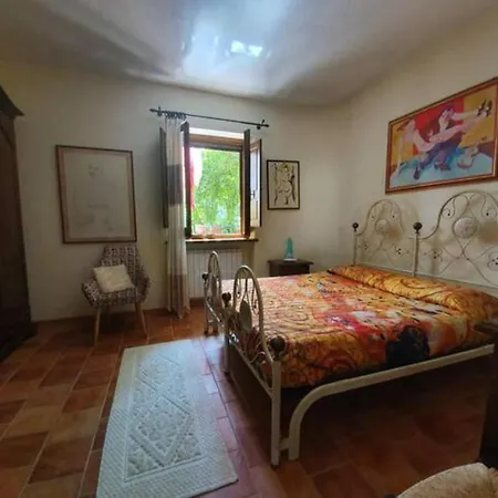 Agrifoglio Con Giardino 3*